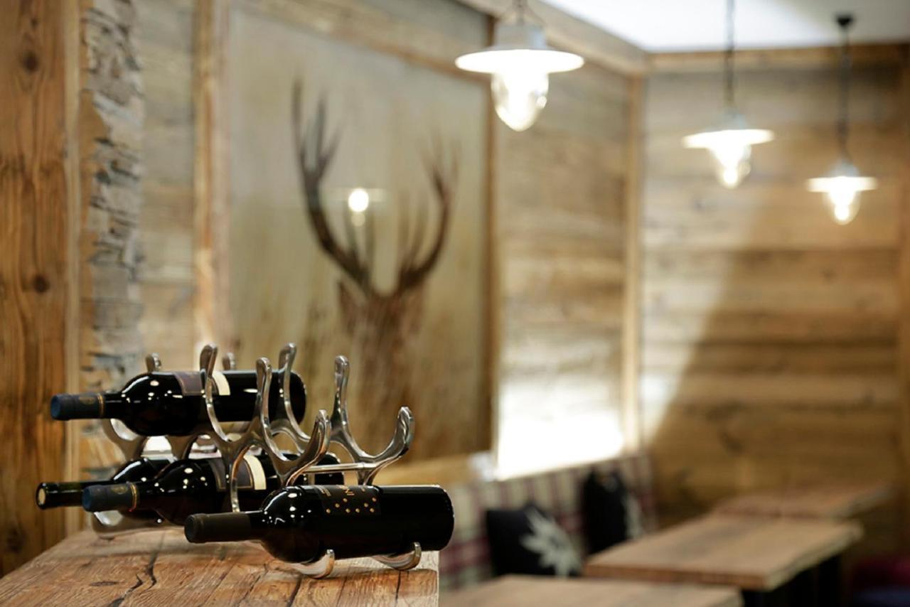 Amber Ski-In/Out Hotel & Spa Саас-Фее Екстериор снимка